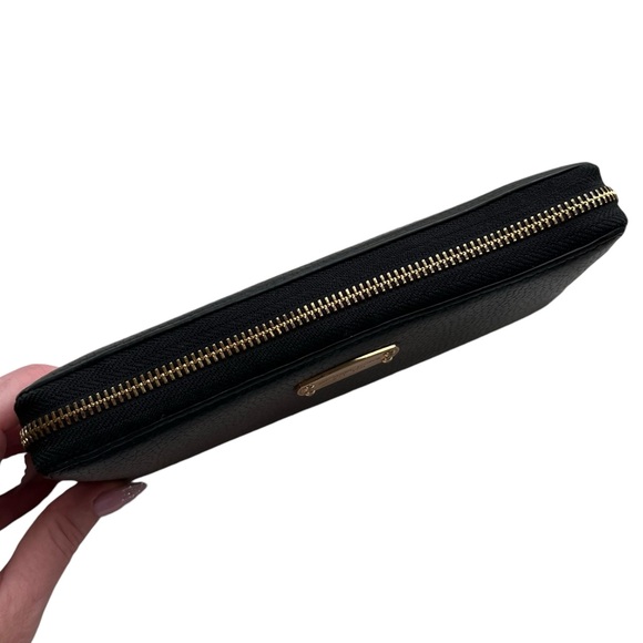 Michael Kors Jet Set Large Continental Pebble Leather Zip Wallet - Picture 2 of 12